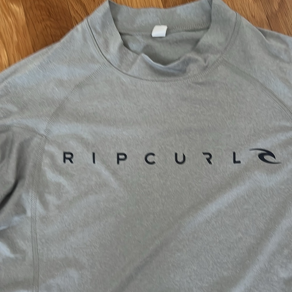 Men's Rash Guard - Picture 2 of 5
